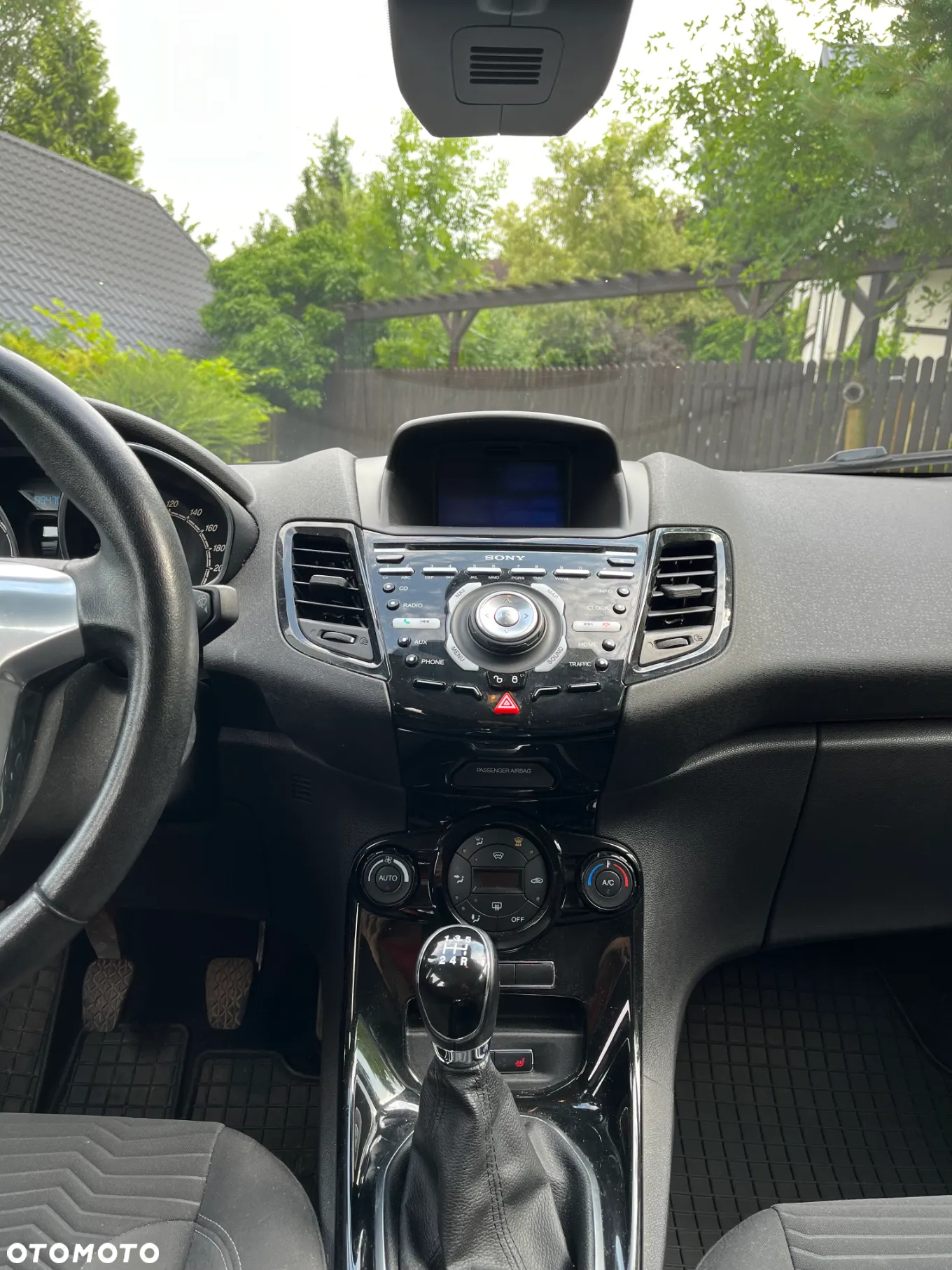 Ford Fiesta 1.0 EcoBoost Titanium ASS - 9