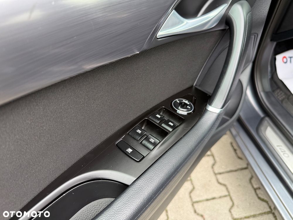Hyundai i40 - 25