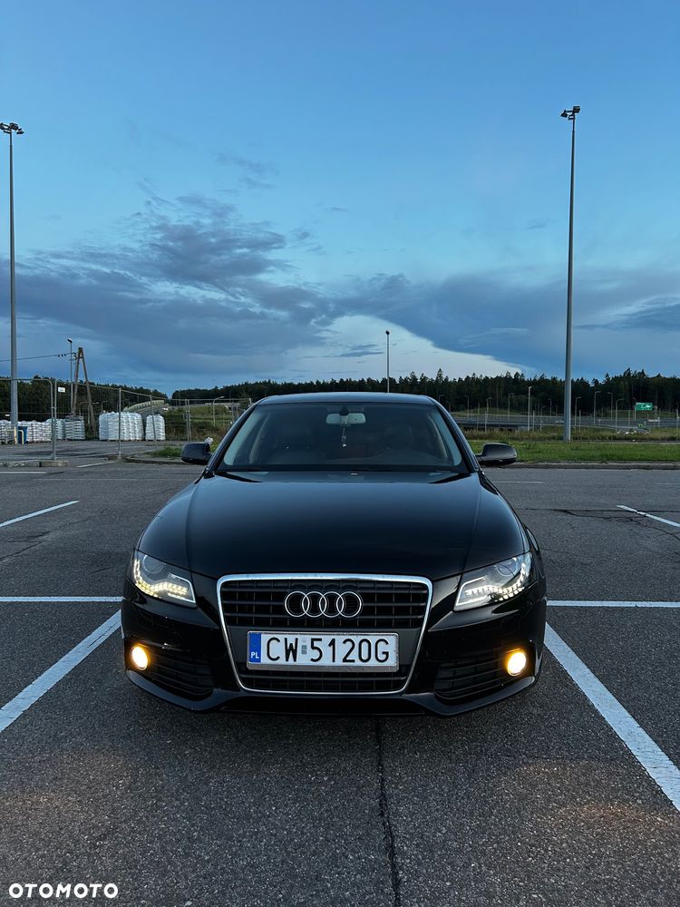 Audi A4 Limousine - 2
