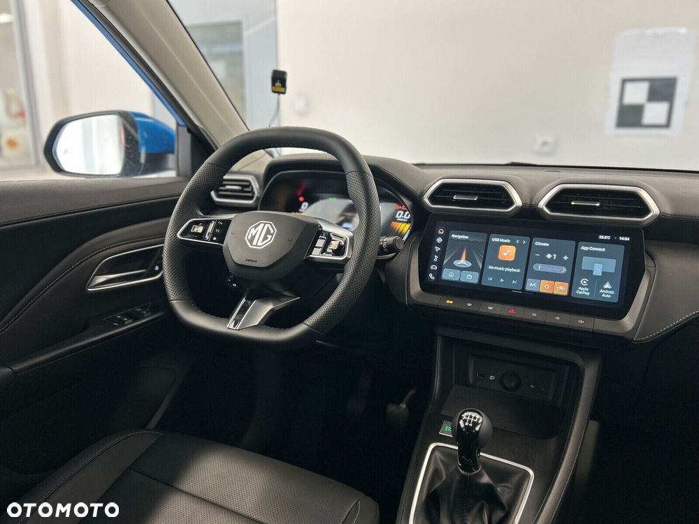 MG ZS - 22