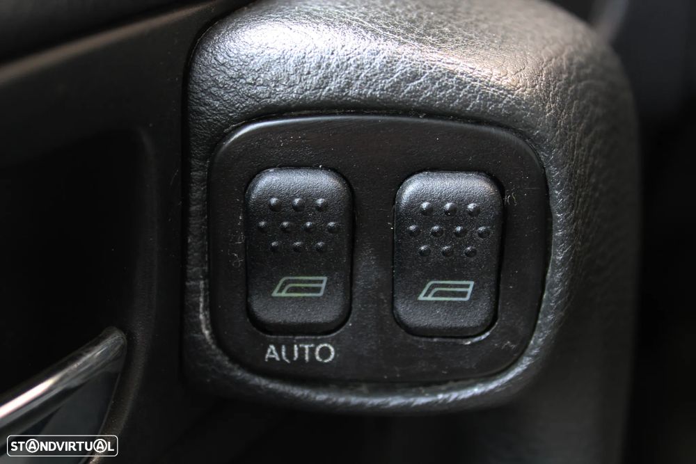 Alfa Romeo GTV 2.0 V6 TB - 37