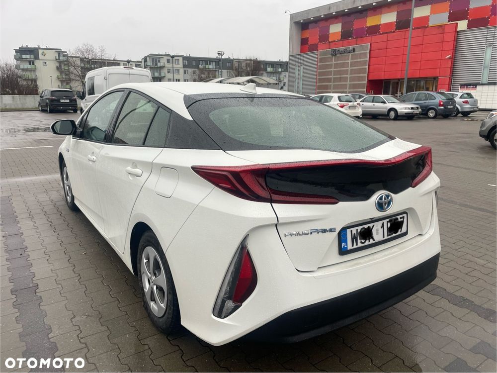 Toyota Prius 1.8 Hybrid Prestige - 6