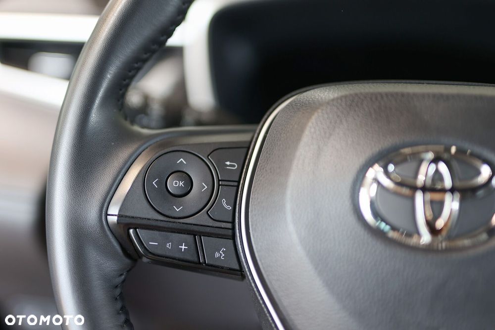 Toyota Corolla Cross - 25