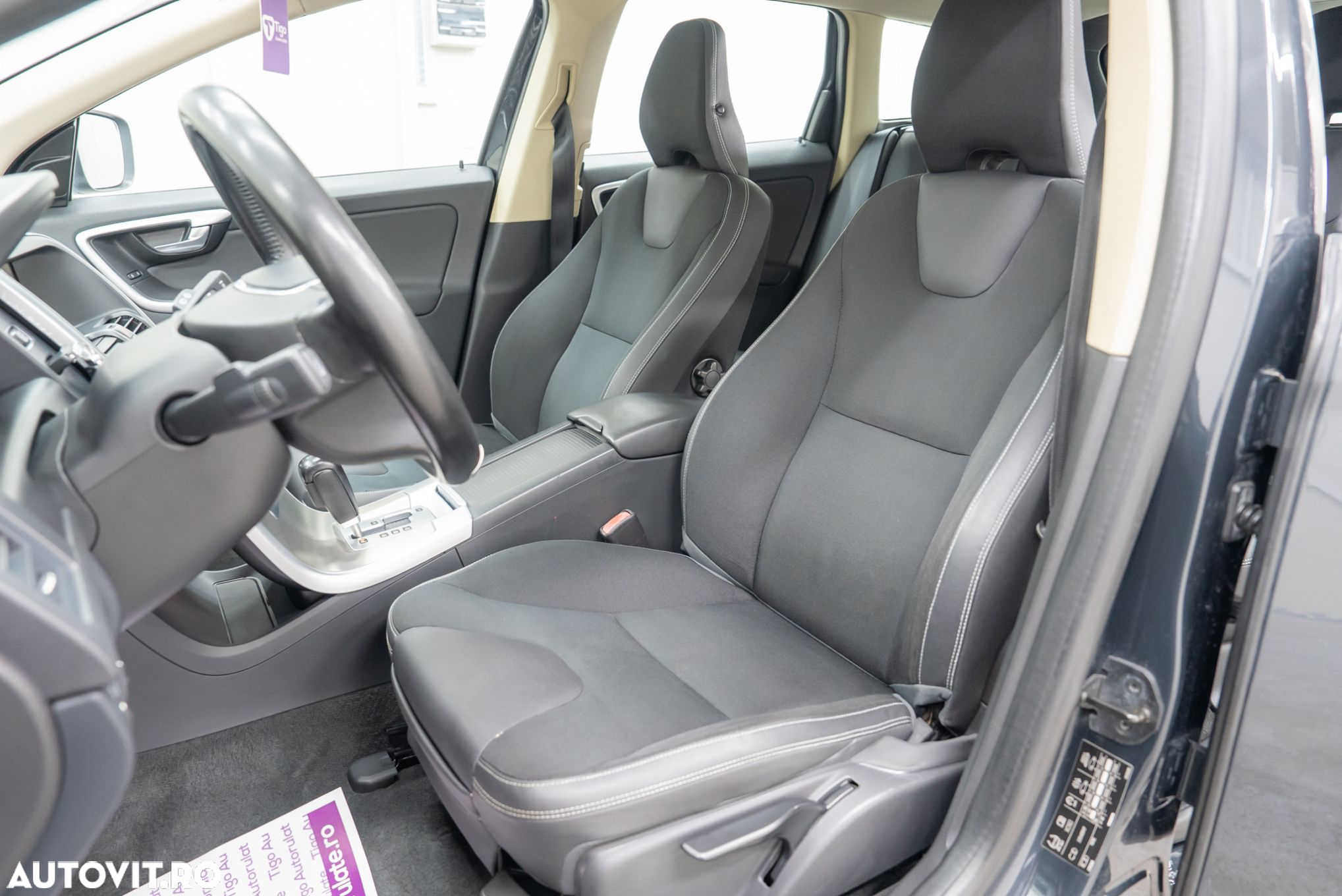Volvo XC 60 - 10
