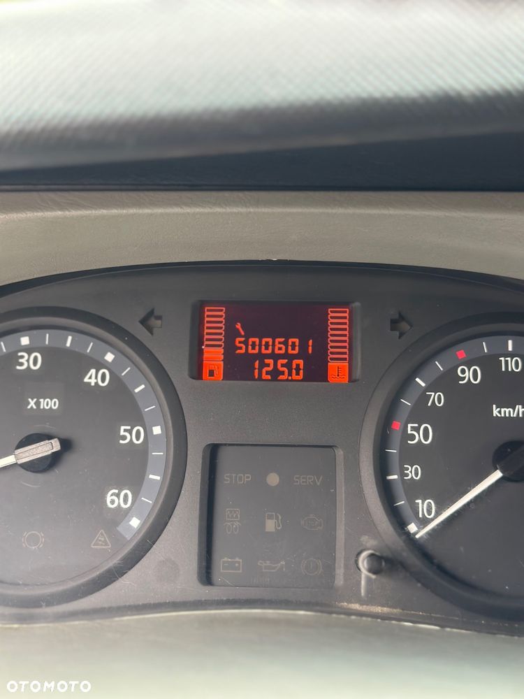 Renault Trafic - 12