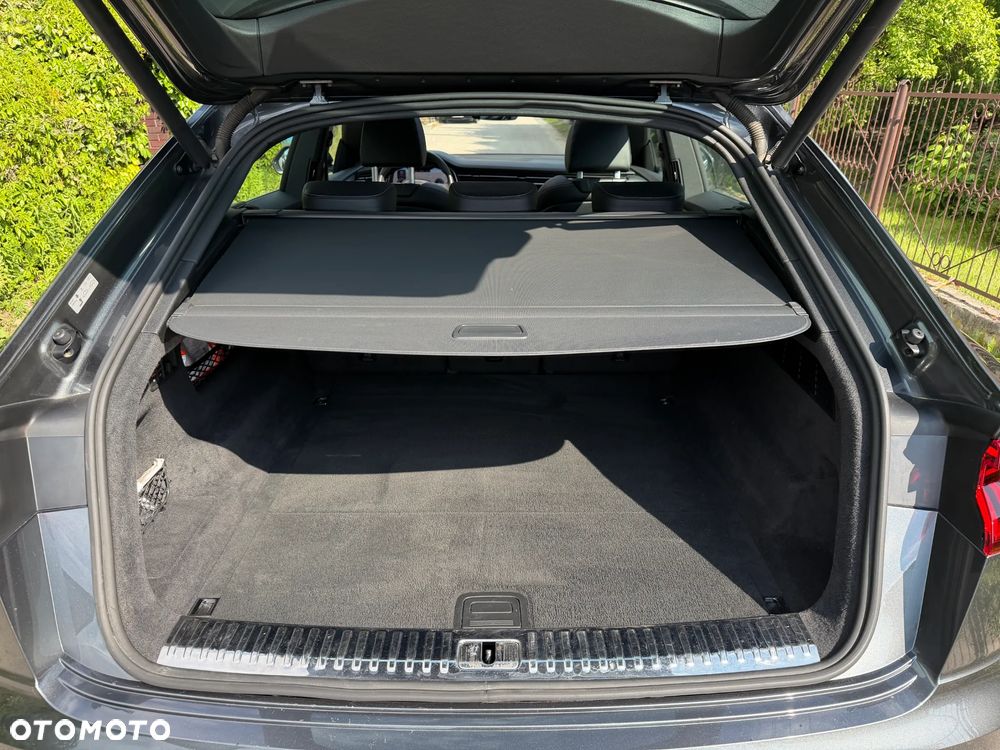 Audi Q8 55 TFSI mHEV Quattro Tiptronic - 36