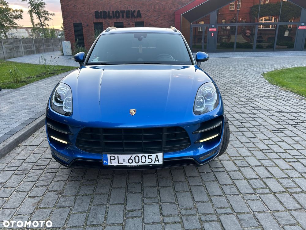 Porsche Macan Turbo - 2