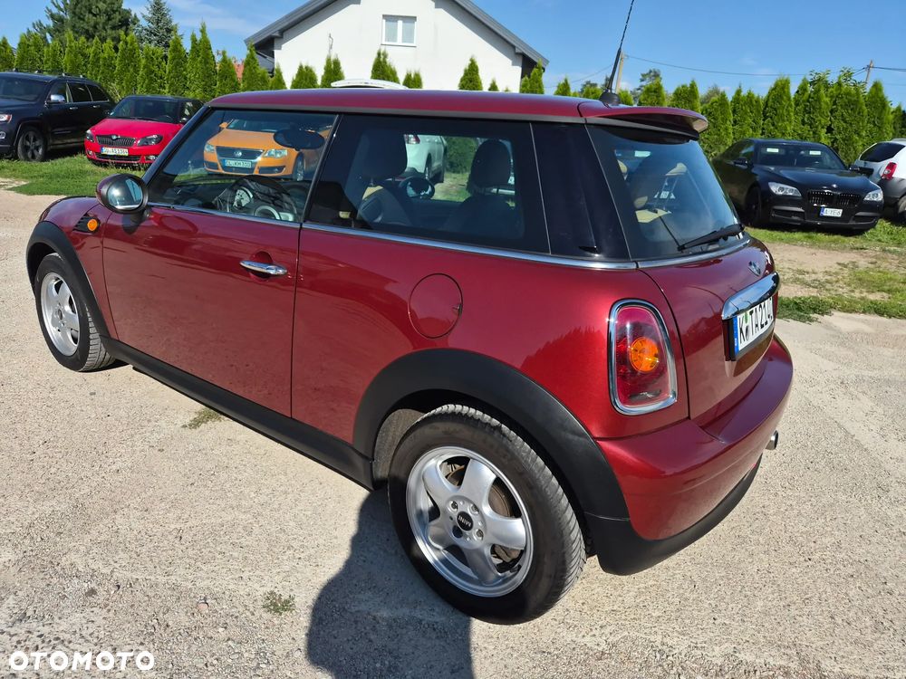 MINI Cooper 50 Mayfair - 18