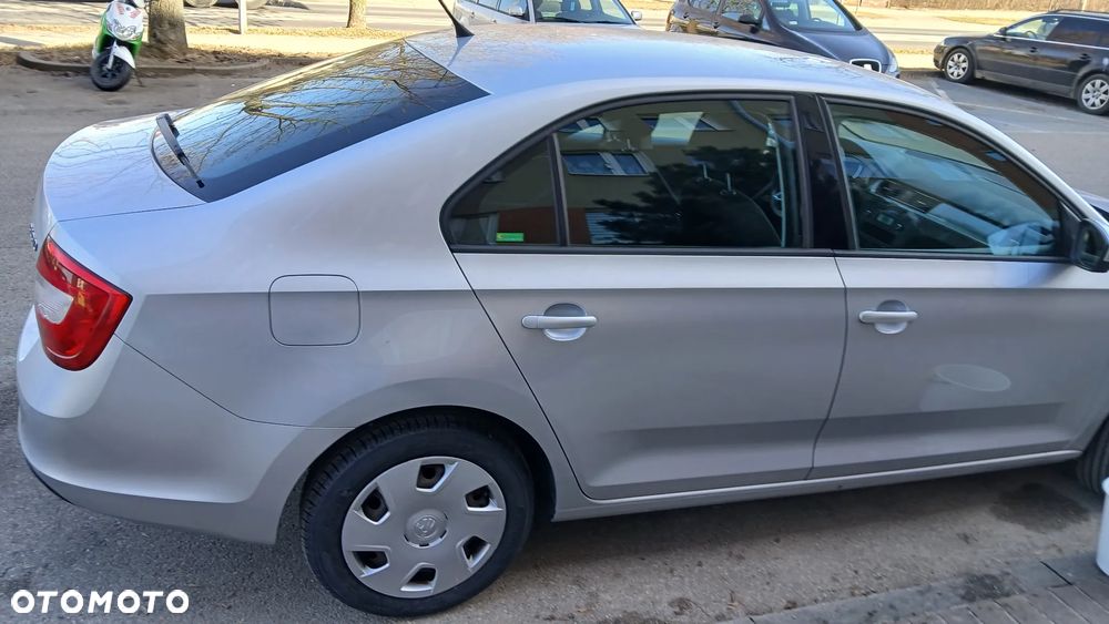 Skoda RAPID 1.6 TDI DPF Edition - 20