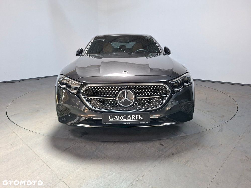 Mercedes-Benz Klasa E - 15