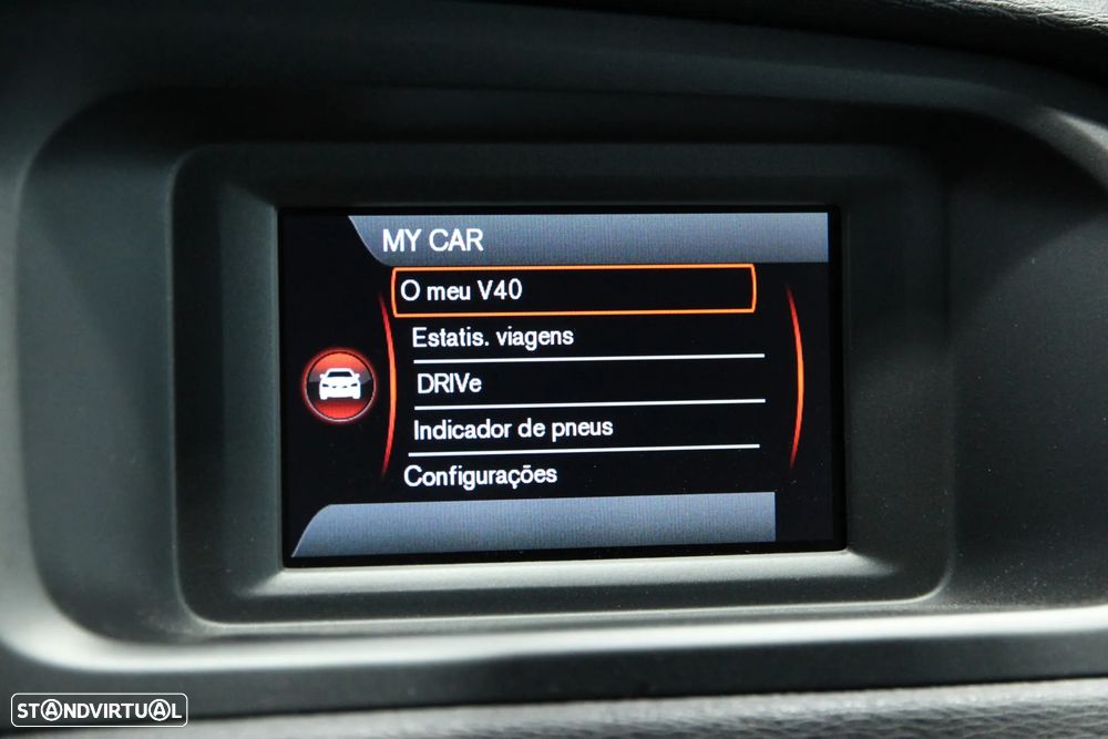 Volvo V40 2.0 D3 Inscription - 16