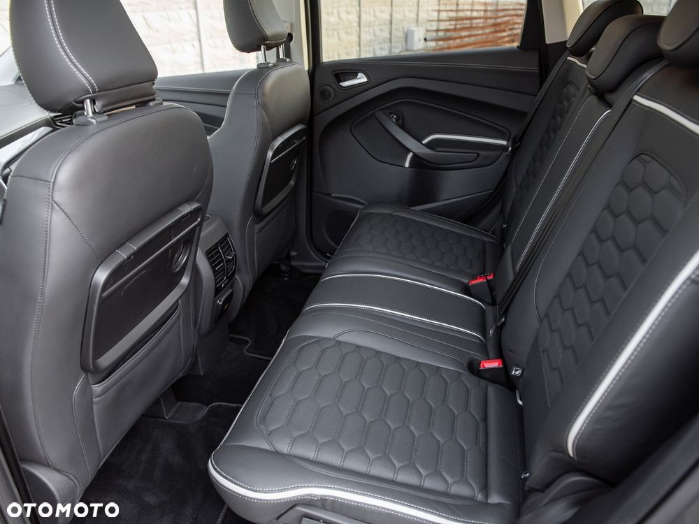 Ford Kuga 2.0 TDCi 4x4 Vignale - 29