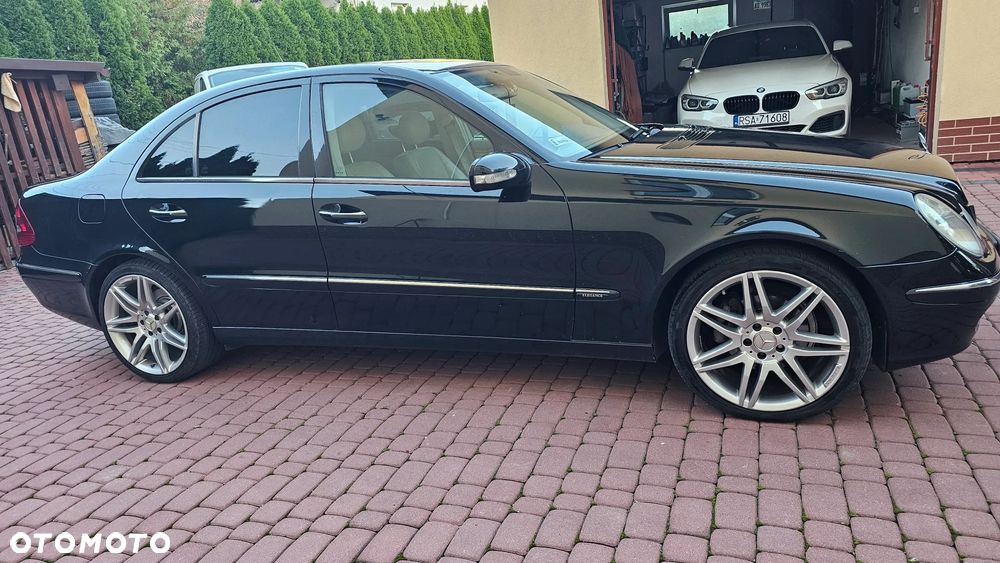 Mercedes-Benz Klasa E - 19