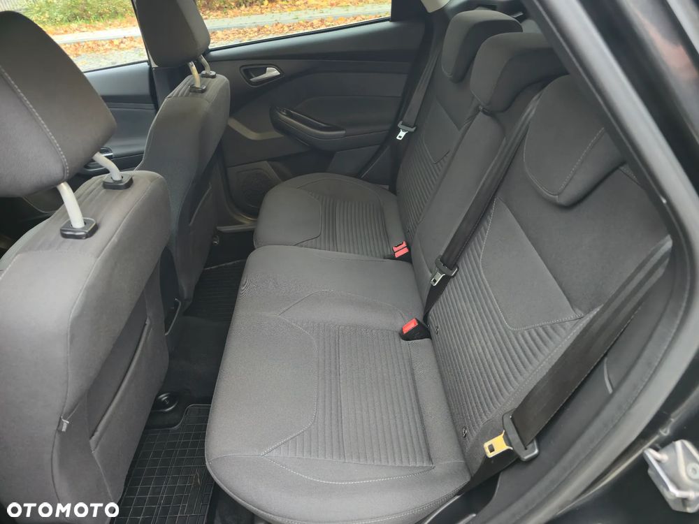 Ford Focus - 19