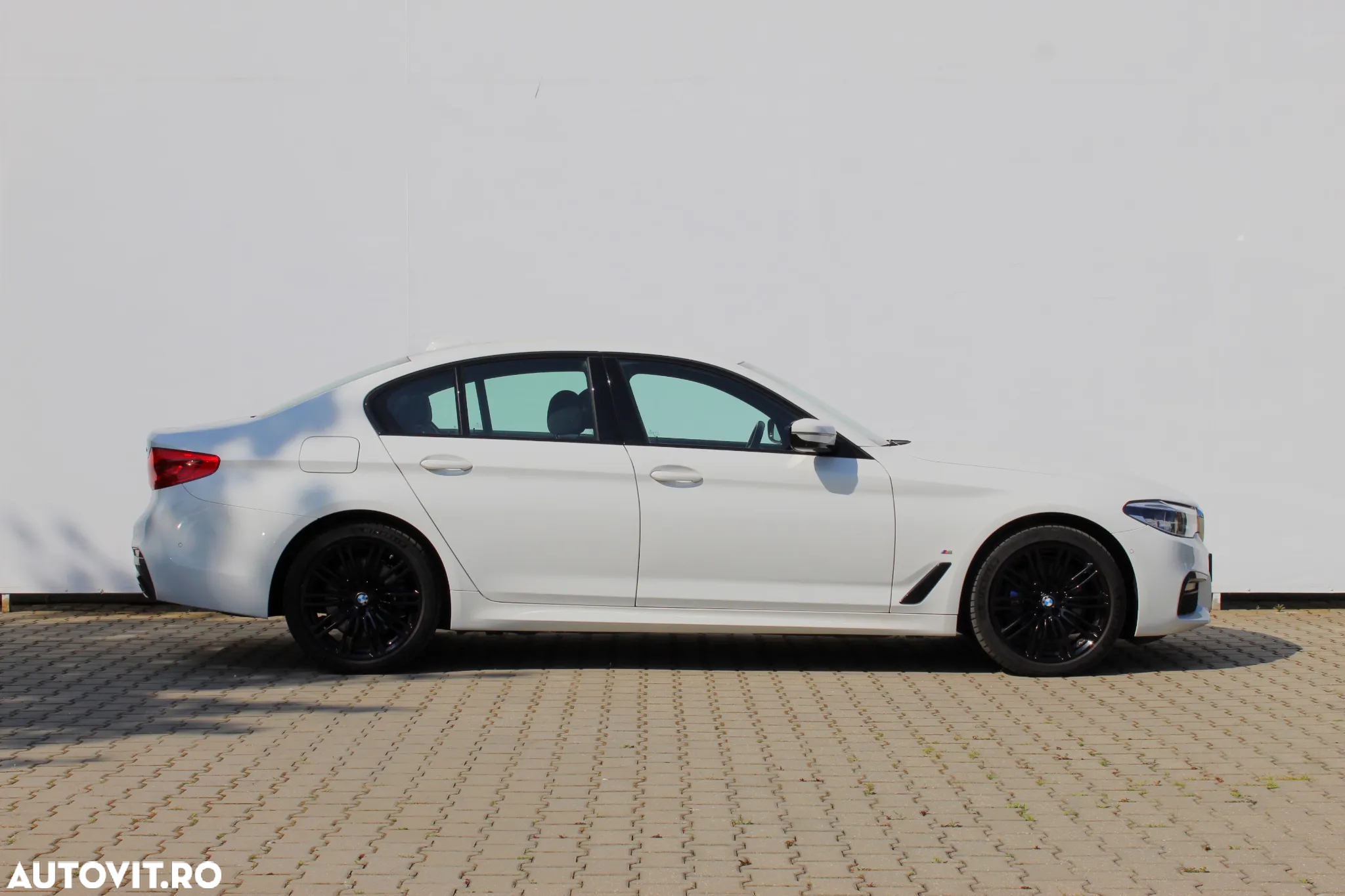 BMW Seria 5 530e xDrive AT PHEV - 6