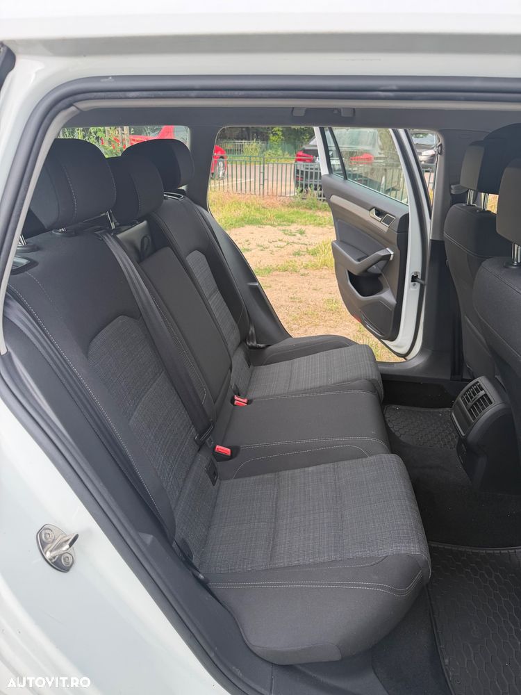 Volkswagen Passat - 9