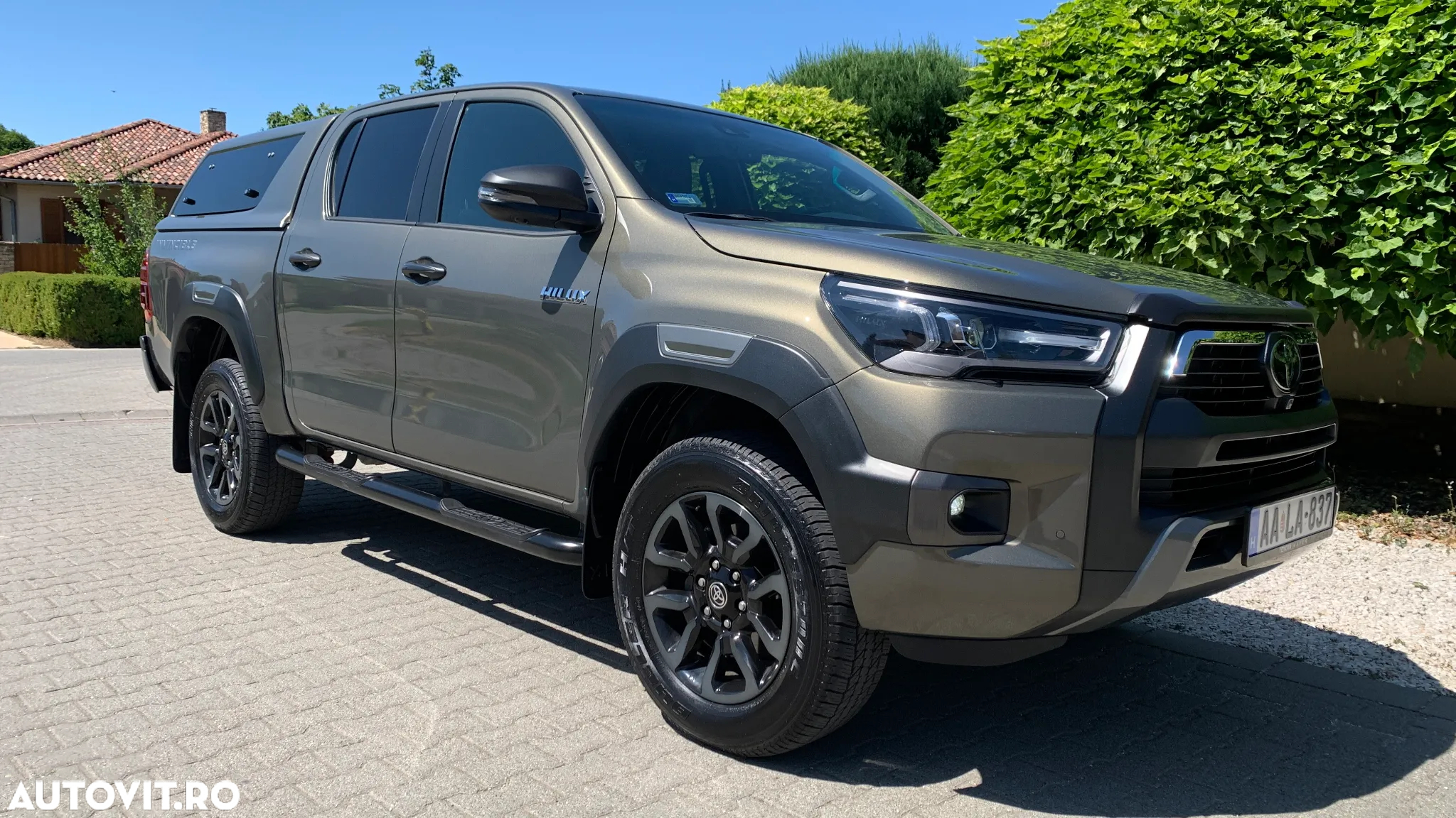 Toyota Hilux - 3