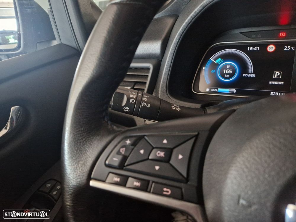 Nissan Leaf Acenta - 11