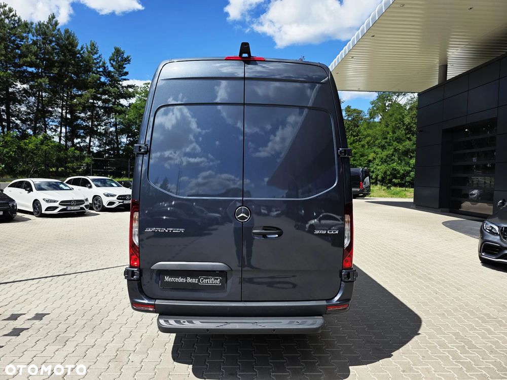 Mercedes-Benz SPRINTER 319 CDI - 6