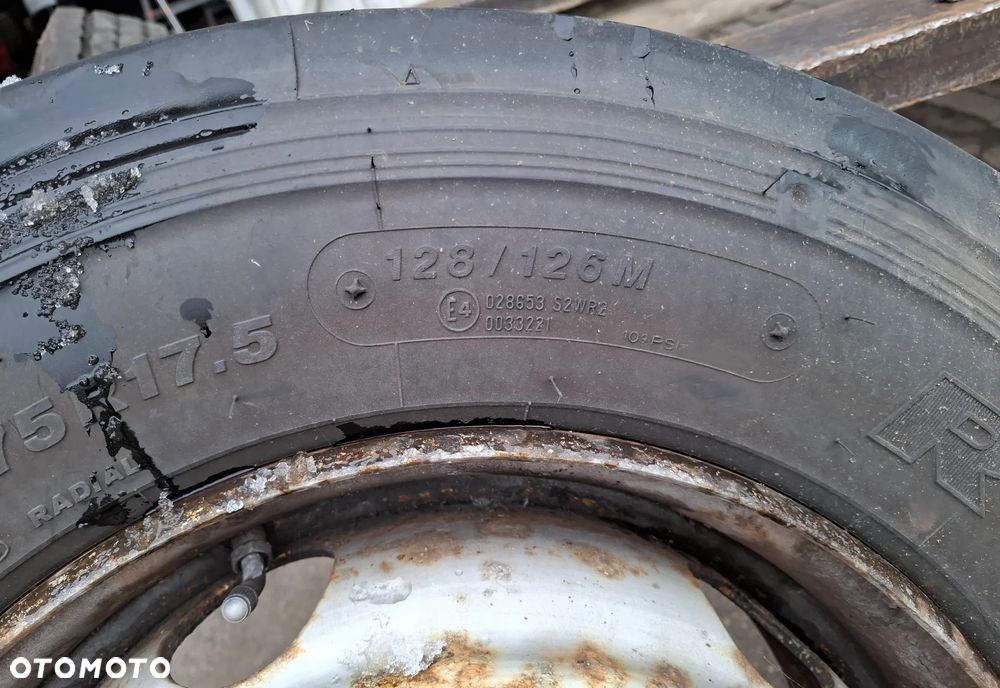 Felga z oponą Bridgestone R-STEER 002 rozmiar 215/75 R17.5 - 4