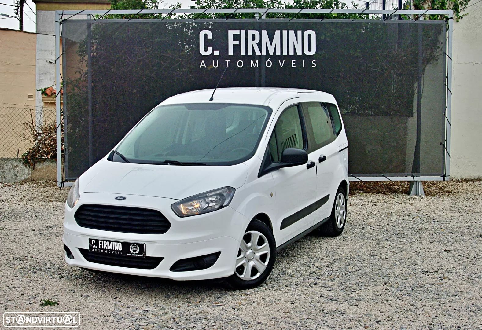 Ford Tourneo Courier 1.5 TDCi Ambiente - 1