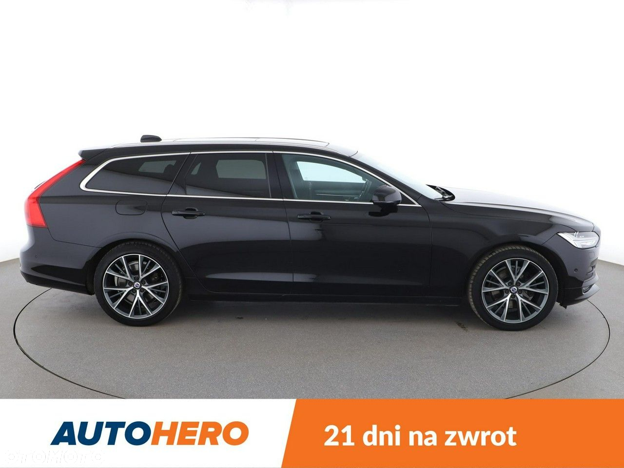 Volvo V90 D4 AWD Momentum - 9
