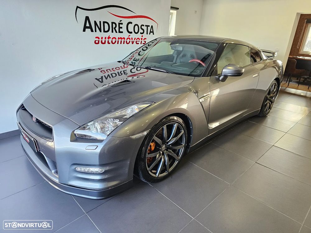 Nissan GT-R 3.8 V6 Black Edition - 17