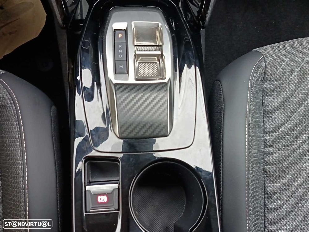 Peugeot 208 1.2 Hybrid Allure e-DCS6 - 16