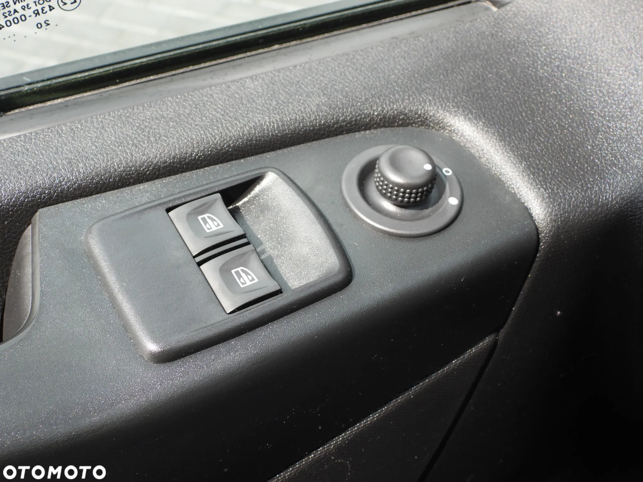 Renault TRAFIC  FURGON CHŁODNIA 0*C TEMPOMAT LEDY KLIMATYZACJA 120KM [ 895067 ] - 29