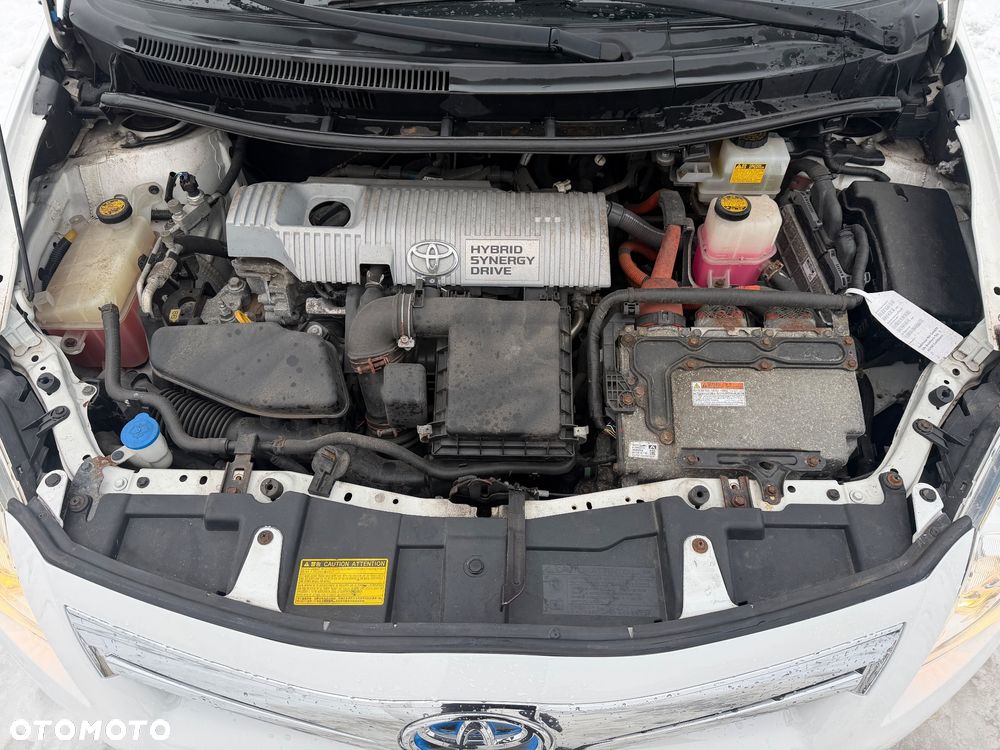 Toyota Auris 1.8 HSD Luna - 25