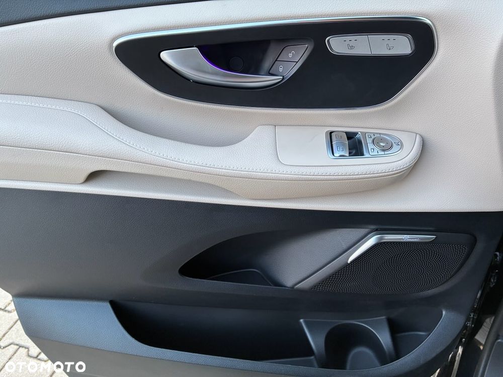 Mercedes-Benz Klasa V 300 d 4-Matic 9G-Tronic Avantgarde (długi) - 20