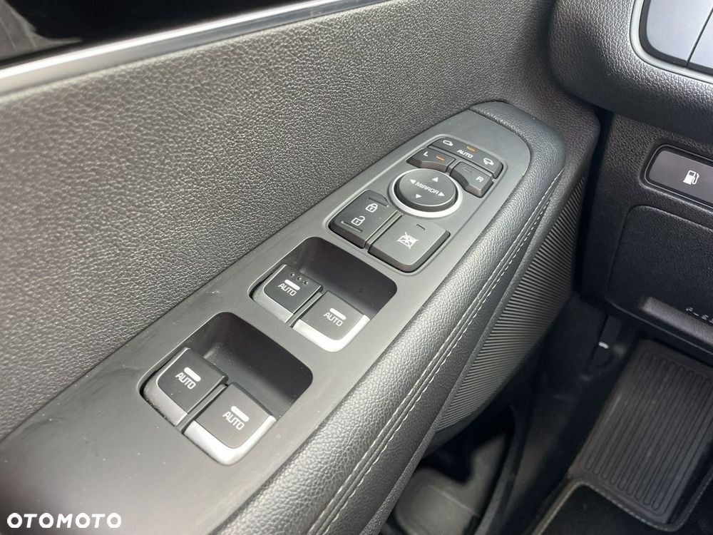 Kia Sorento 2.0 CRDI L - 21