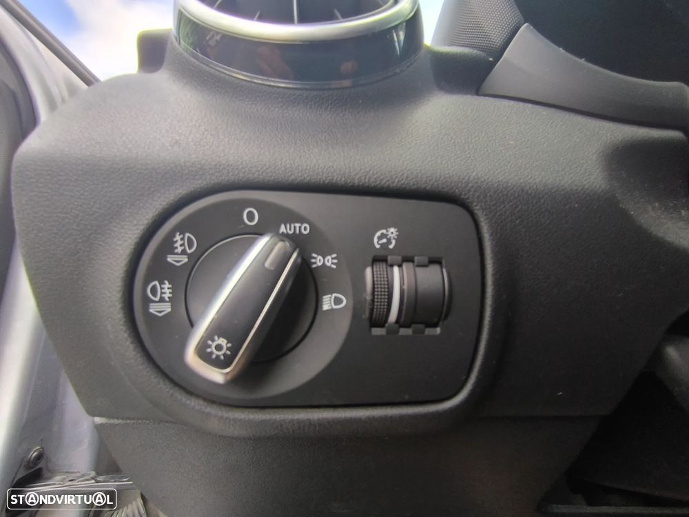 Audi A1 1.6 TDI Sport - 8