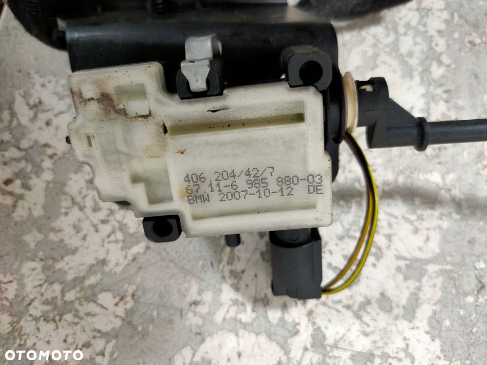 silniczek zamek wlewu paliwa bmw 3 (e90) 98588003 - 3