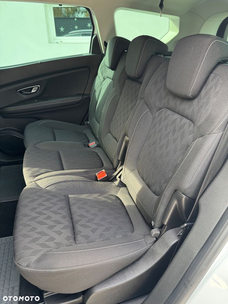 Renault Scenic - 30