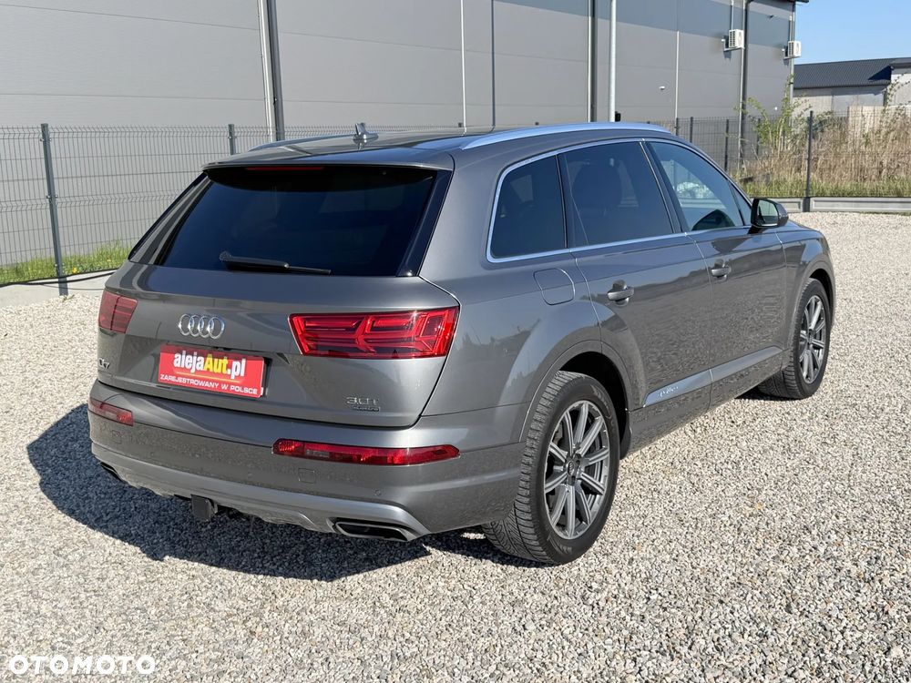 Audi Q7 3.0 TFSI Quattro Tiptronic - 5