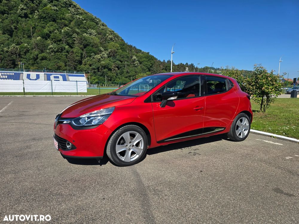 Renault Clio - 1