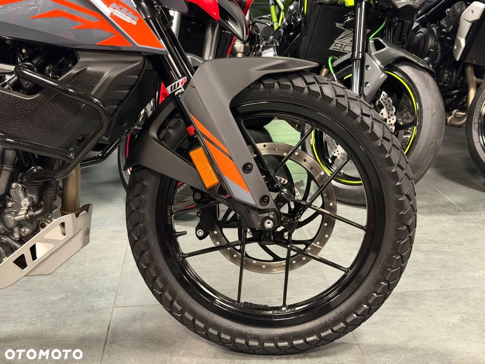 KTM Adventure - 8