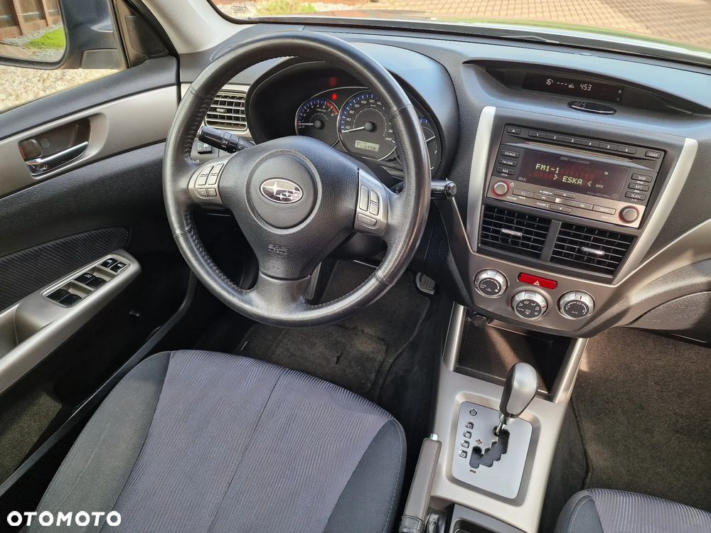Subaru Forester 2.5 X Premium - 8