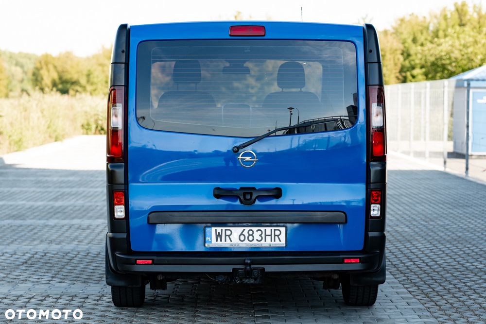 Opel Vivaro - 8