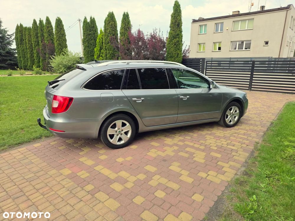 Skoda Superb 1.8 TSI Active DSG - 22