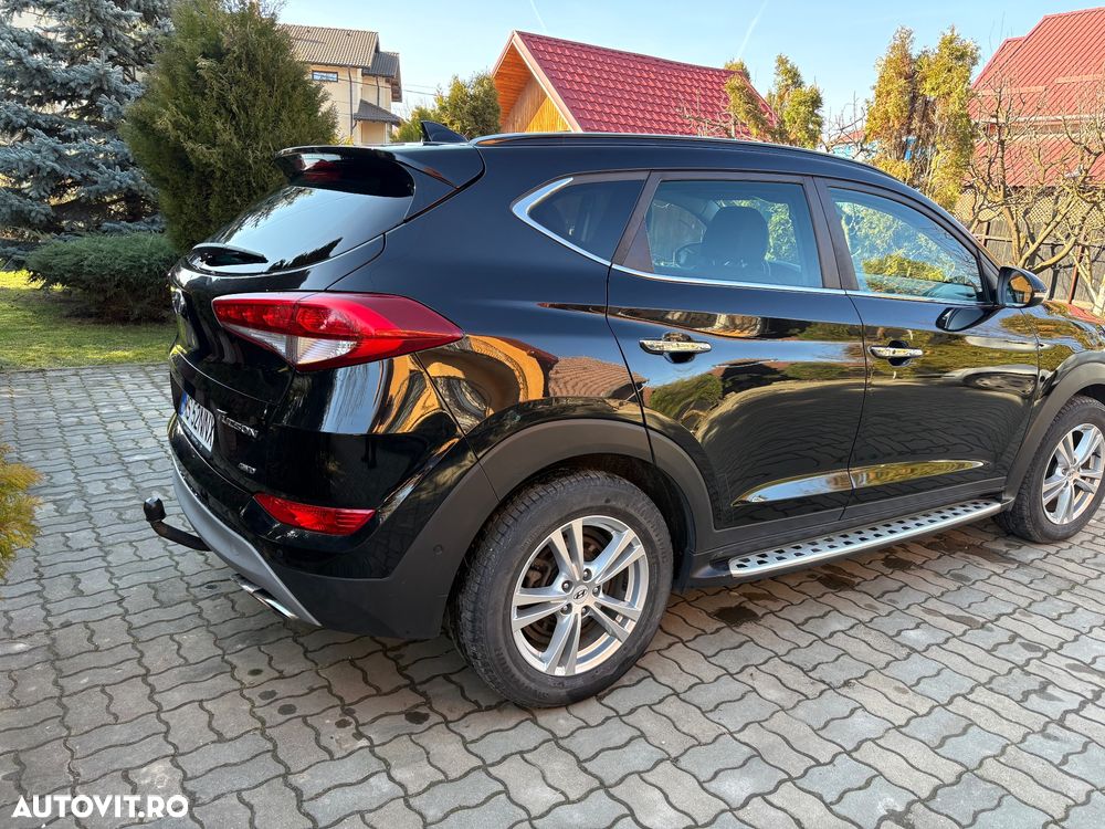 Hyundai Tucson - 8