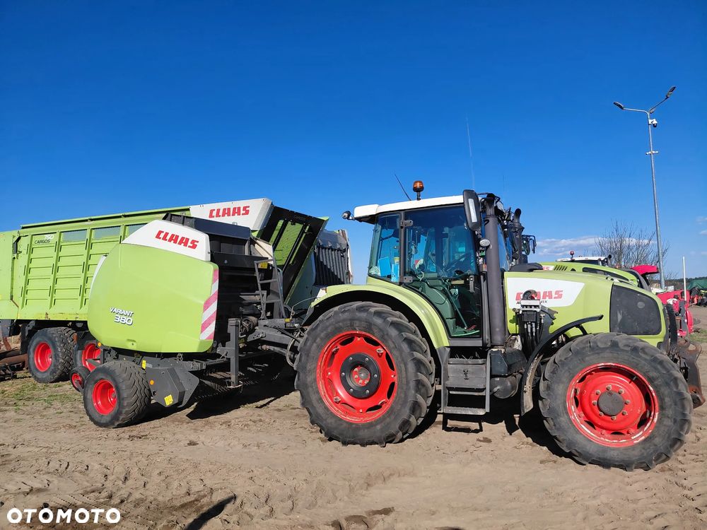 Claas Variant 380 - 1