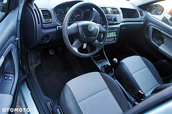 Skoda Fabia 1.2 HTP FAMILY - 16