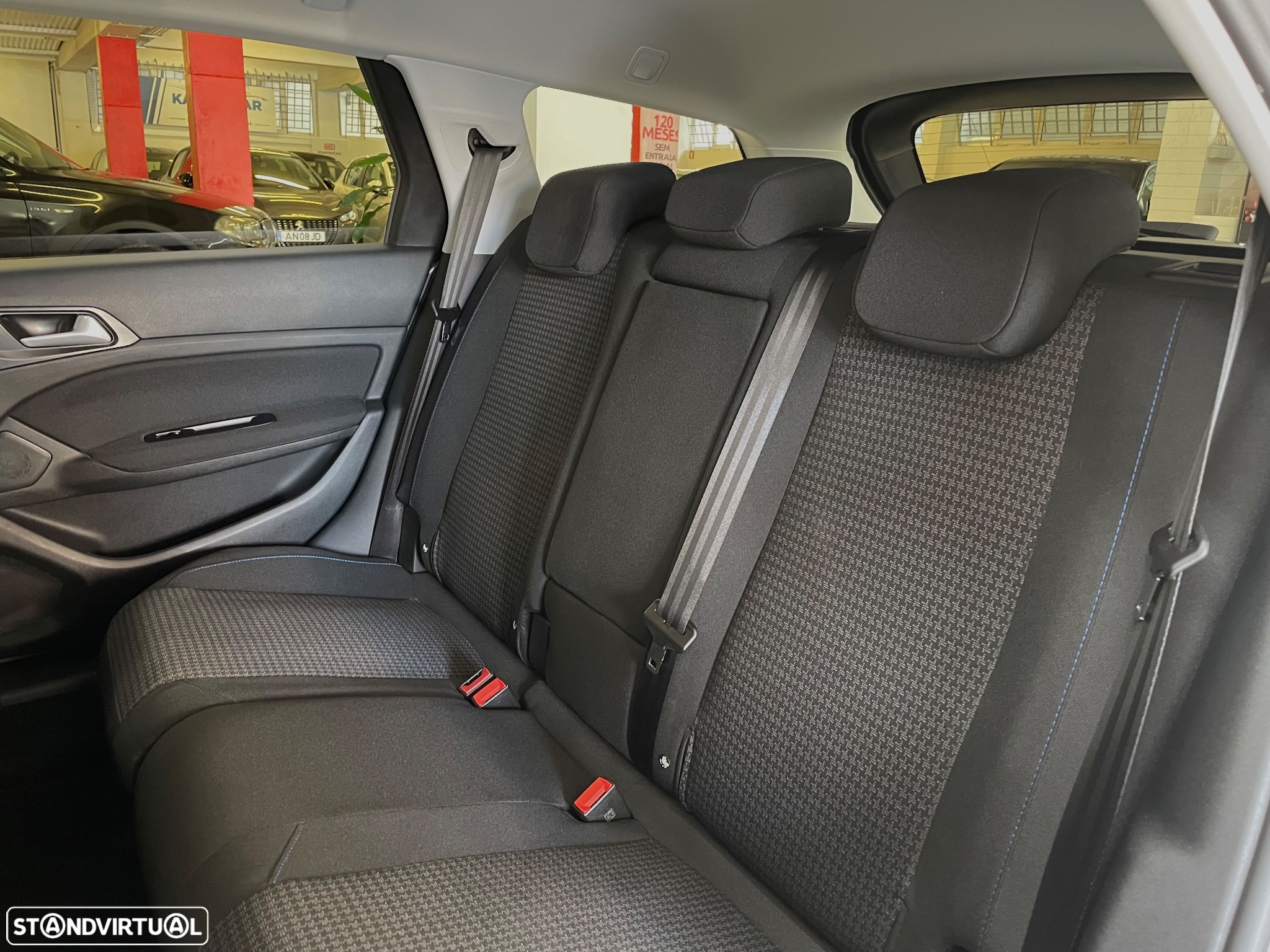Peugeot 308 SW 1.5 BlueHDi Allure Pack EAT8 - 31