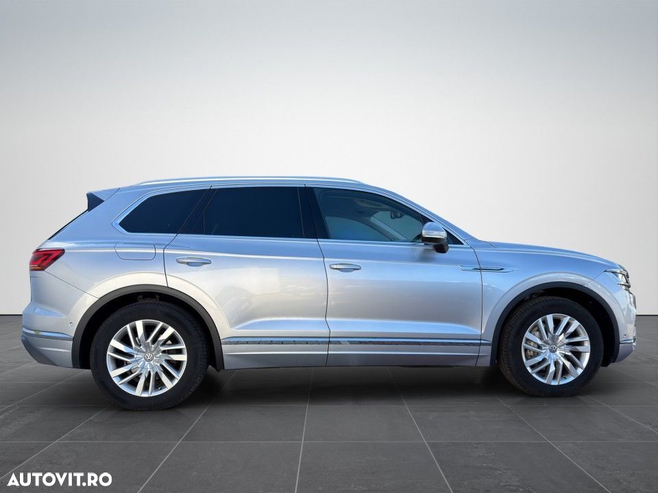 Volkswagen Touareg - 7