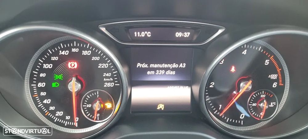 Mercedes-Benz CLA 180 d Shooting Brake Urban - 18