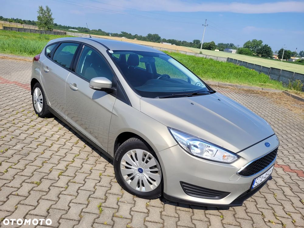Ford Focus 1.0 EcoBoost Gold X (Trend) - 4