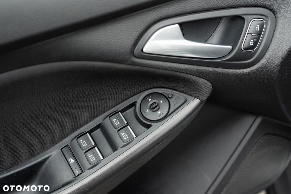 Ford Focus 2.0 TDCi SYNC Edition ASS PowerShift - 27