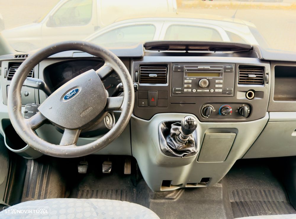 Ford Transit - 9